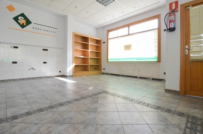 Más detalles de de Juan Padilla, Santa Marta de Tormes - Local en venta