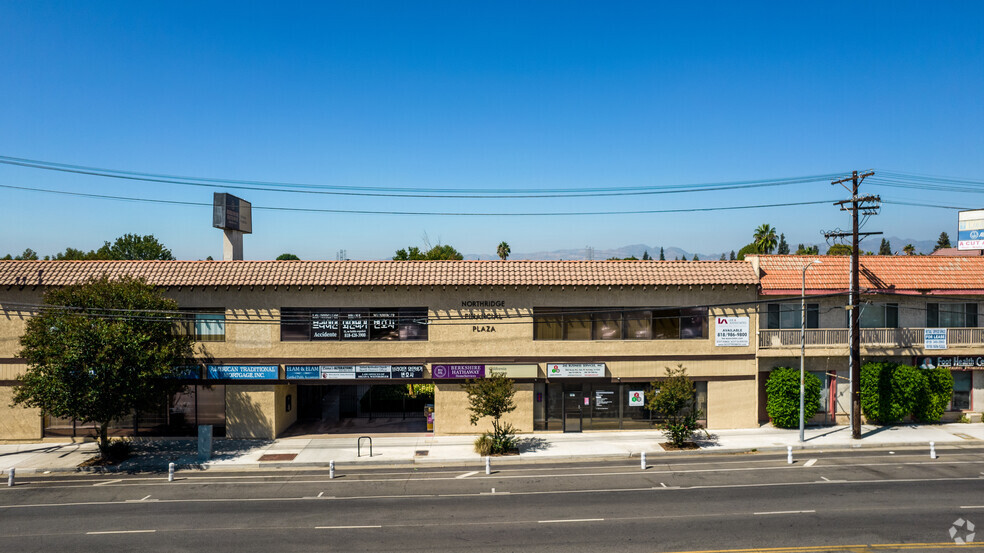 9003 Reseda Blvd, Northridge, CA en alquiler - Foto del edificio - Imagen 2 de 9