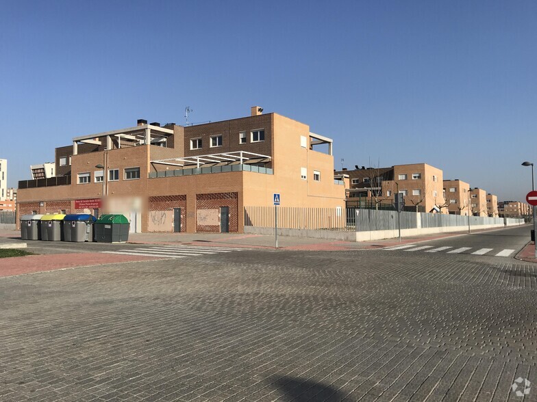Edificio residencial en Parla, Madrid en venta - Foto del edificio - Imagen 2 de 2