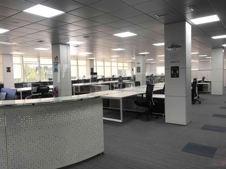 Oficina en Alcobendas, Madrid en alquiler - Foto del edificio - Imagen 3 de 4