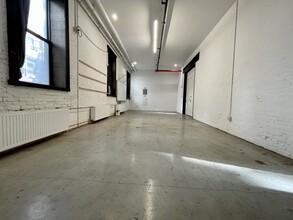 199 Cook St, Brooklyn, NY en alquiler Foto del interior- Imagen 2 de 4