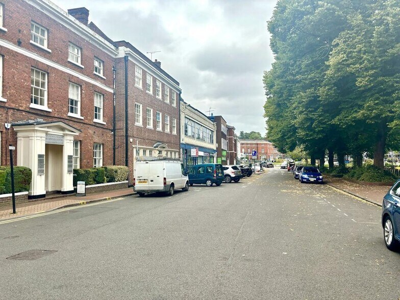 31 Ironmarket, Newcastle Under Lyme en venta - Foto del edificio - Imagen 3 de 11