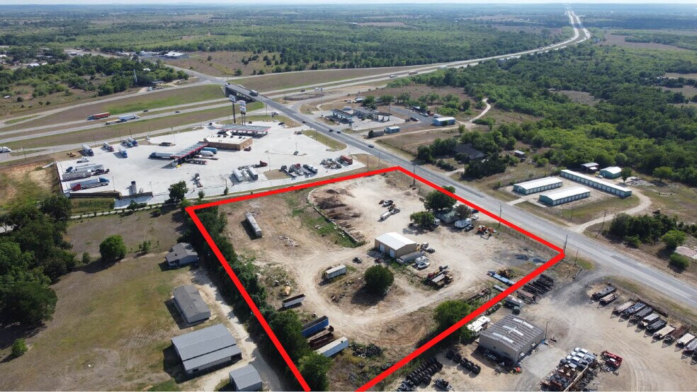 1951 S Magnolia Ave, Luling, TX en venta - Foto del edificio - Imagen 2 de 34