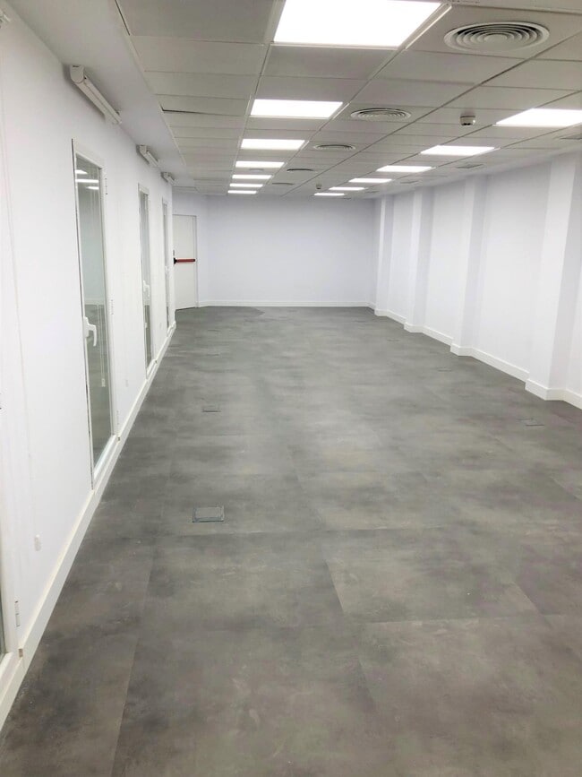 Más detalles de Oficina en alquiler