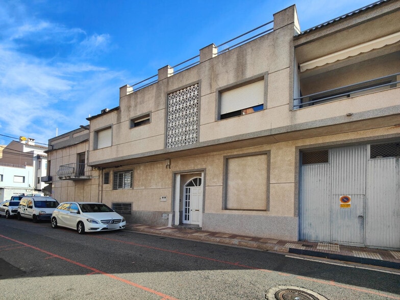 Local en L'Aldea, Tarragona en venta - Foto del edificio - Imagen 2 de 26