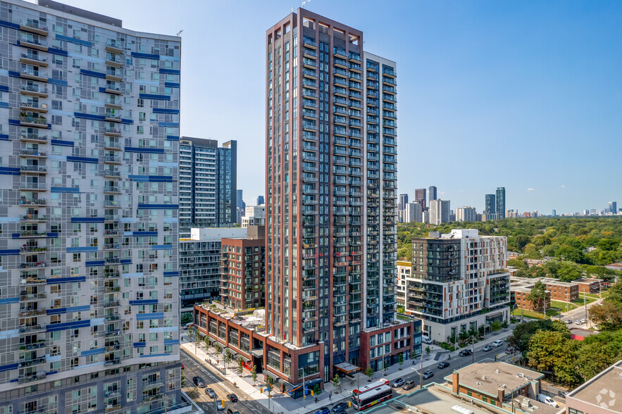 674 Dundas St E, Toronto, ON en alquiler - Foto principal - Imagen 1 de 4