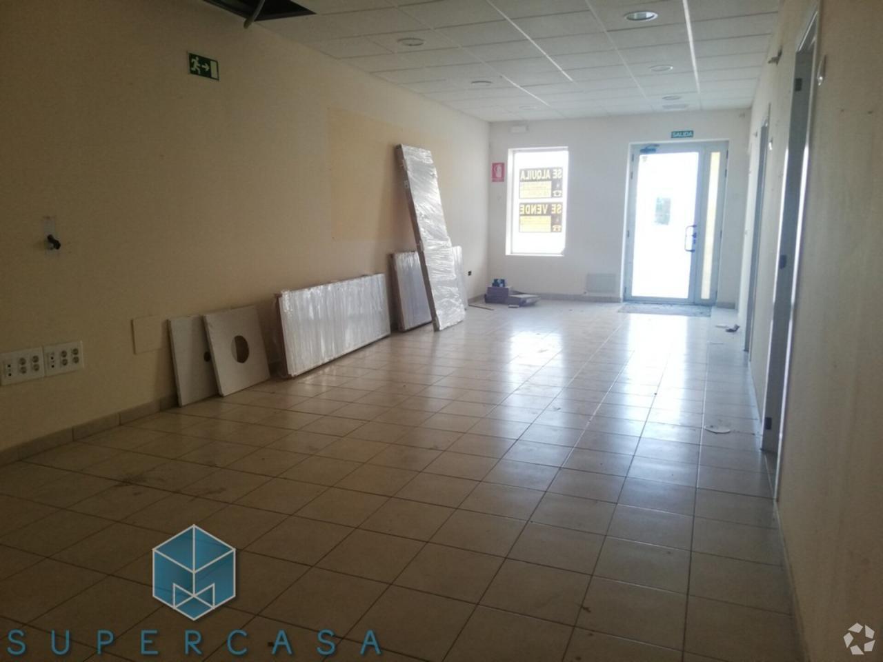 Local en La Puebla de Montalbán, Toledo en venta Foto principal- Imagen 1 de 10