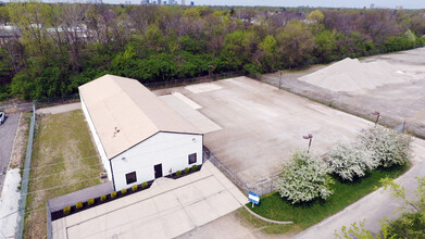 1221 Memory Ln, Columbus, OH - VISTA AÉREA  vista de mapa