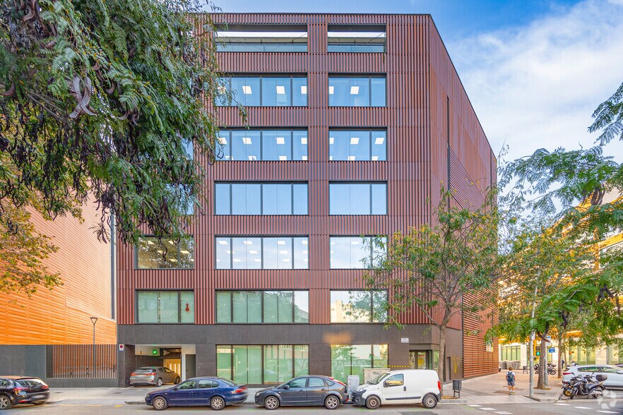 Oficina en Barcelona, Barcelona en alquiler - Foto del edificio - Imagen 3 de 3