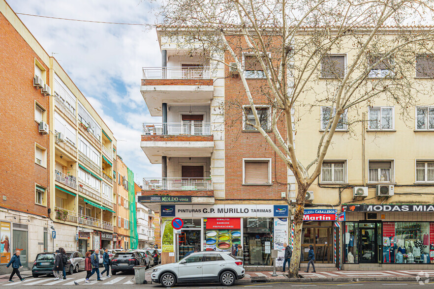 Calle Alcalá, 426, Madrid, Madrid en alquiler - Foto del edificio - Imagen 2 de 2