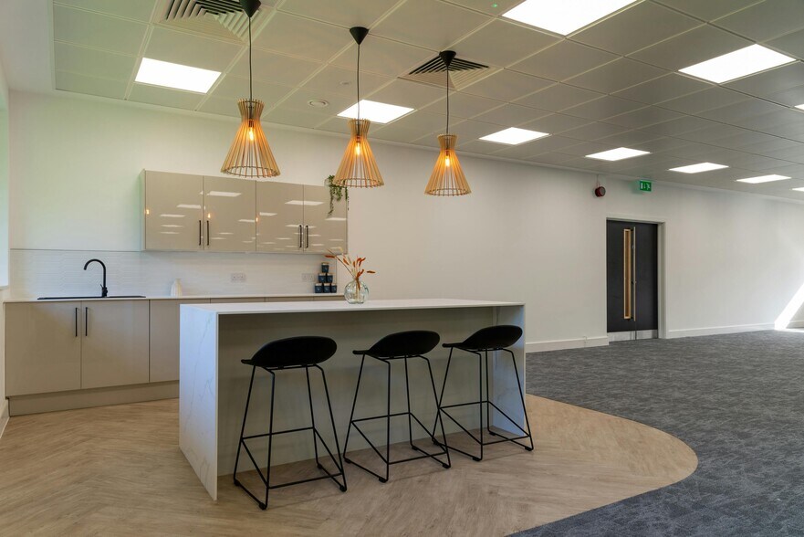 Grange Dr, Southampton en alquiler - Foto del interior - Imagen 3 de 34