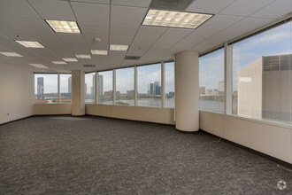 225 Water St, Jacksonville, FL en alquiler Foto del interior- Imagen 2 de 4