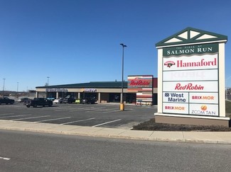 Más detalles para 21082 Pioneer Plaza Dr, Watertown, NY - Local en alquiler