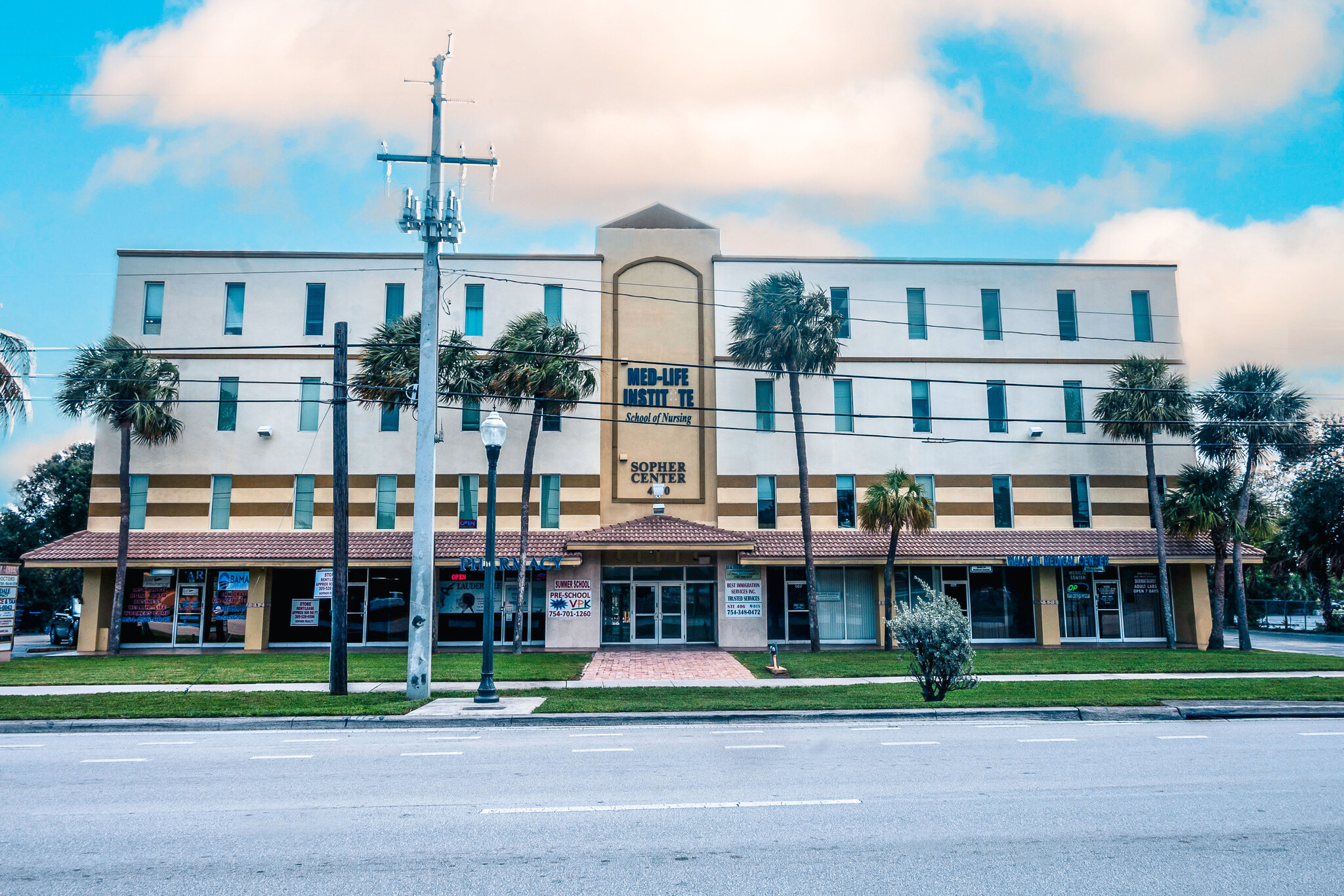 4000 N State Road 7, Lauderdale Lakes, FL en alquiler Foto del edificio- Imagen 1 de 6