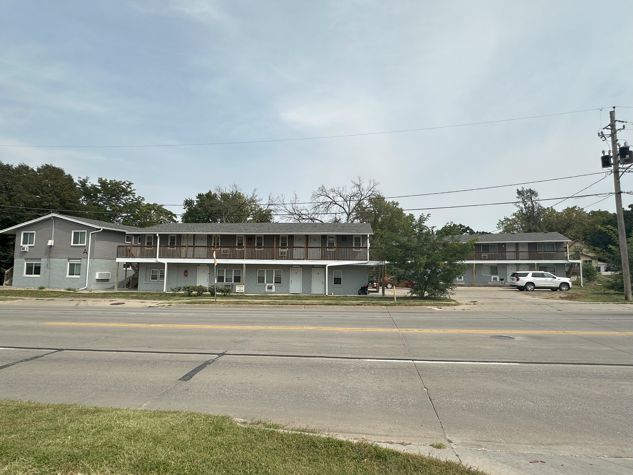 2117 Indianola Ave, Des Moines, IA en venta Foto del edificio- Imagen 1 de 19