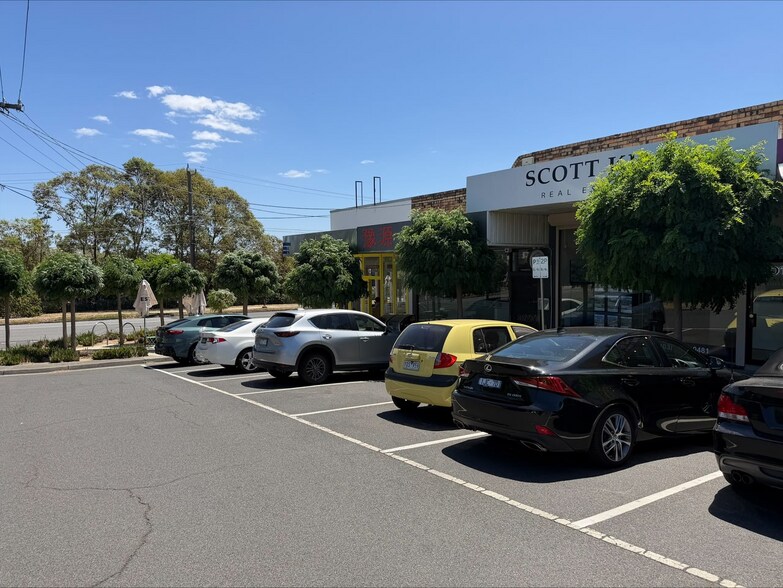 5 Barlyn Rd, Mount Waverley en alquiler - Foto del edificio - Imagen 2 de 4