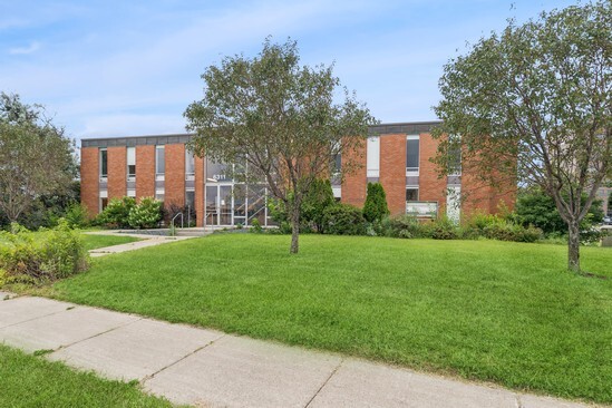 6311 Wayzata Blvd, Saint Louis Park, MN en venta - Foto del edificio - Imagen 2 de 14