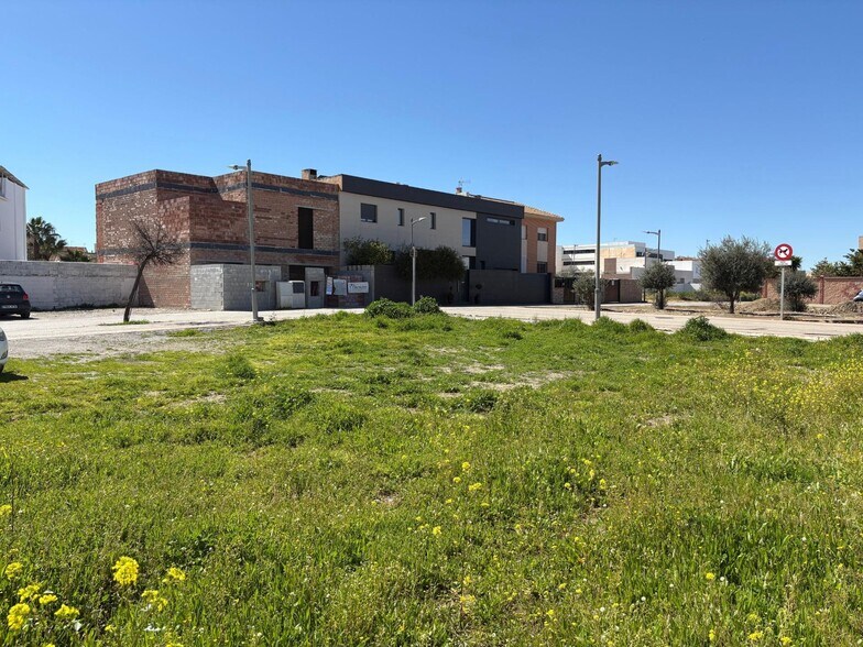 Calle Petunia, 2, Churriana de la Vega, Granada en venta - Foto del edificio - Imagen 2 de 8