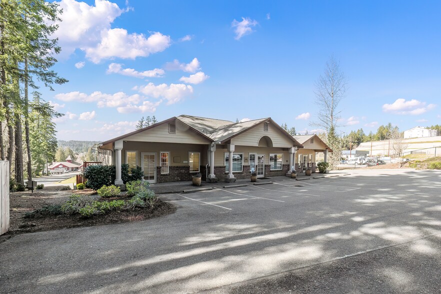 10 NE Creelman Ln, Belfair, WA en venta - Foto del edificio - Imagen 1 de 26