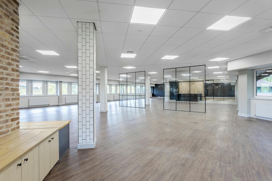 4200-4520 Solihull Pky, Birmingham en alquiler - Foto del edificio - Imagen 2 de 35