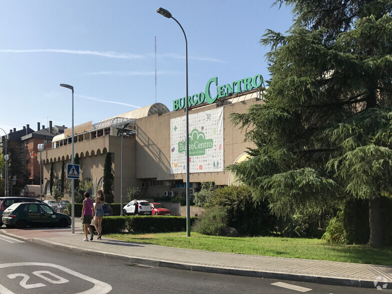 Calle Comunidad de Madrid, 41, Las Rozas de Madrid, Madrid en alquiler - Foto del edificio - Imagen 2 de 3