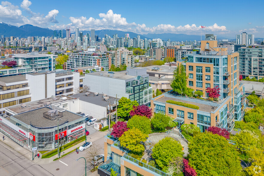 1765 W 8th Ave, Vancouver, BC en alquiler - Foto del edificio - Imagen 2 de 5