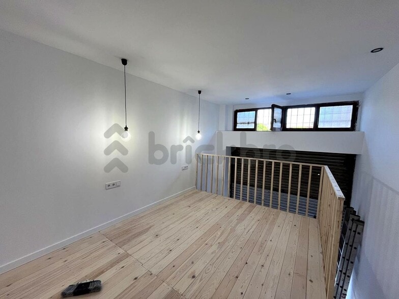 Edificio residencial en Barcelona, Barcelona en venta - Foto del interior - Imagen 1 de 4