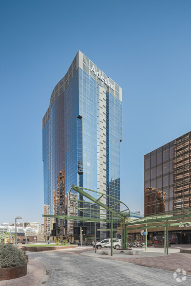 Plaza Manuel Gómez Moreno, 2, Madrid, Madrid en alquiler - Foto del edificio - Imagen 2 de 17