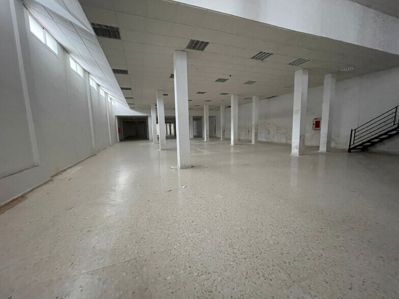 Avenida Juan Carlos i, S/N, Arcos de la Frontera, Cádiz en venta - Foto del interior - Imagen 1 de 14