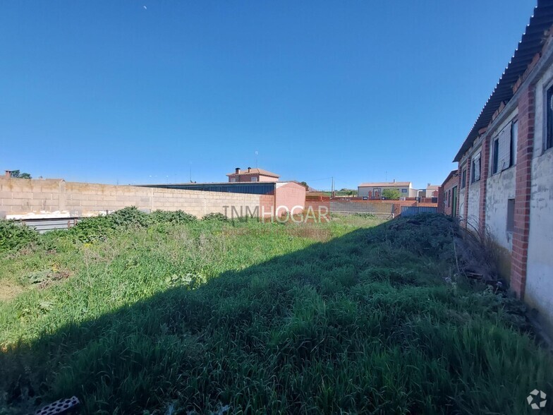 Naves en Blascosancho, Ávila en venta - Foto principal - Imagen 1 de 5