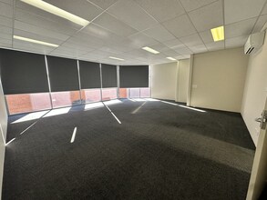 78 Harley Cres, Condell Park en alquiler Foto del interior- Imagen 2 de 2