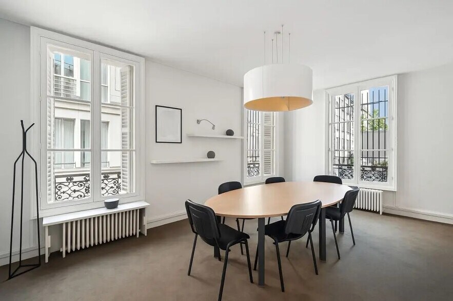 11 Rue Chateaubriand, Paris en alquiler - Foto del edificio - Imagen 1 de 9