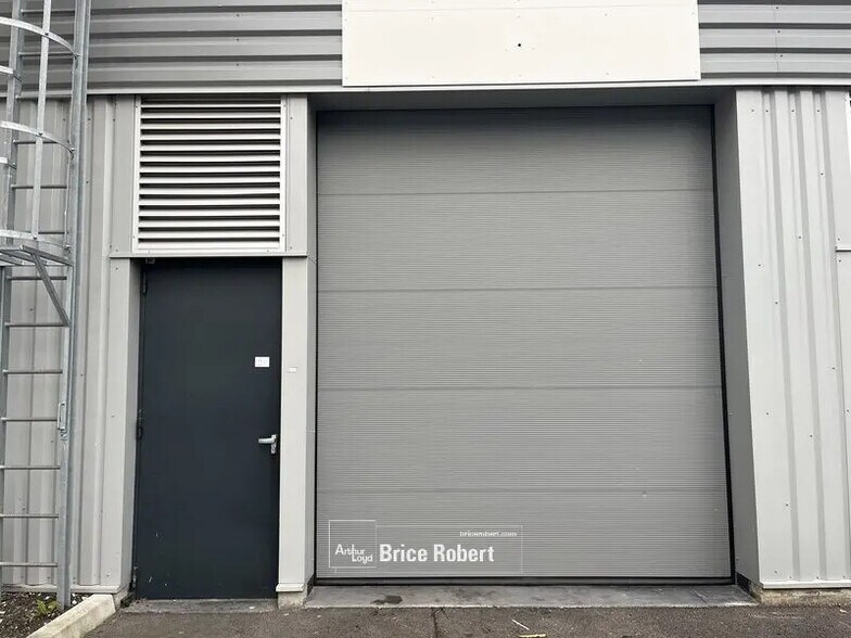 Flex en Vénissieux en alquiler - Foto del edificio - Imagen 3 de 3