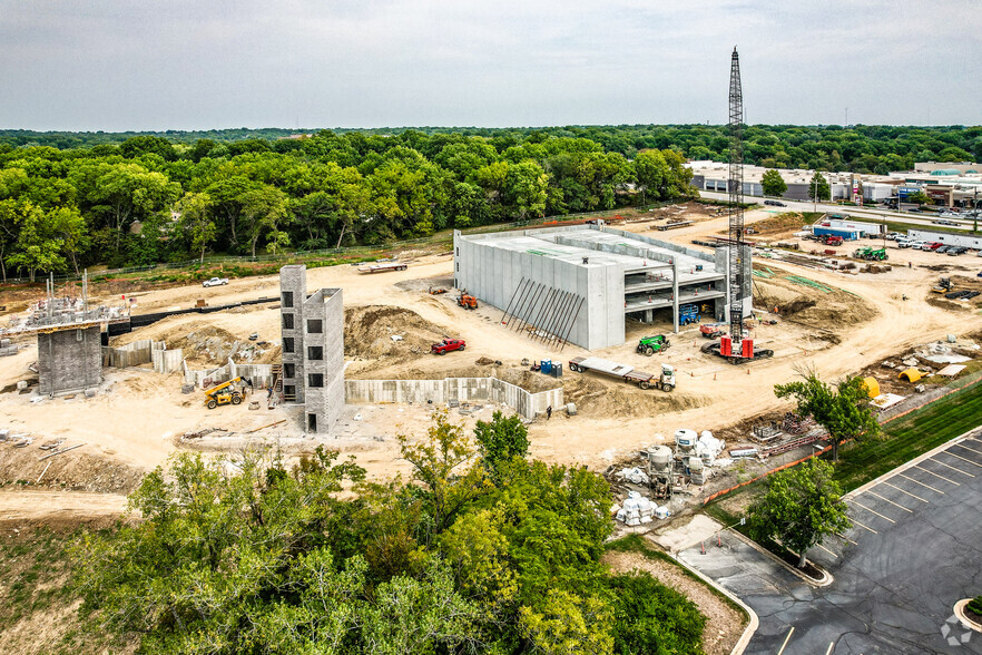 8660 State Line Rd, Leawood, KS en alquiler - Foto del edificio - Imagen 2 de 3