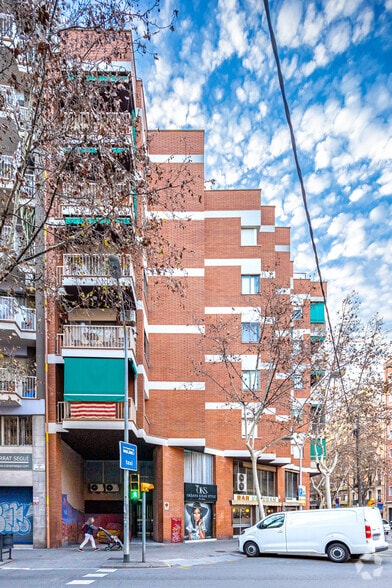 Carrer de València, 512, Barcelona, Barcelona en venta - Foto del edificio - Imagen 2 de 3