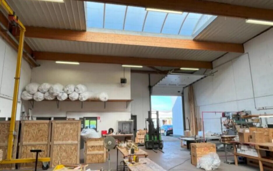 58 Avenue Des Bruyères, Décines-Charpieu en alquiler - Foto del edificio - Imagen 3 de 4