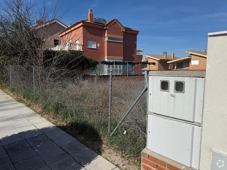 Terreno en Arroyomolinos, Madrid en venta - Foto del edificio - Imagen 3 de 3