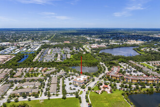 2100 SE Hillmoor Dr, Port Saint Lucie, FL - VISTA AÉREA  vista de mapa - Image1