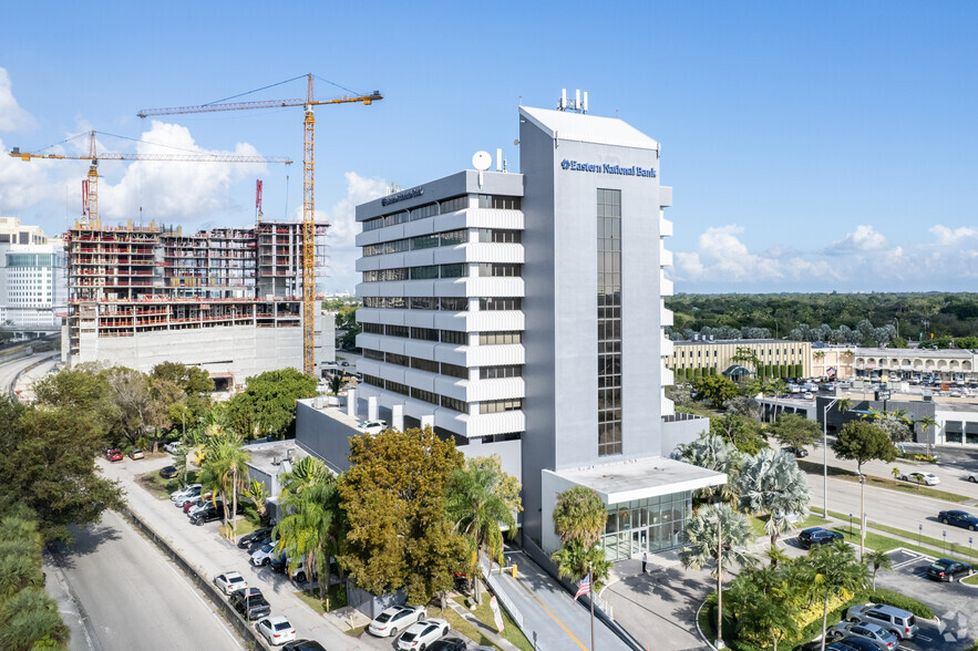 9700 S Dixie Hwy, Miami, FL en alquiler - Foto del edificio - Imagen 3 de 9