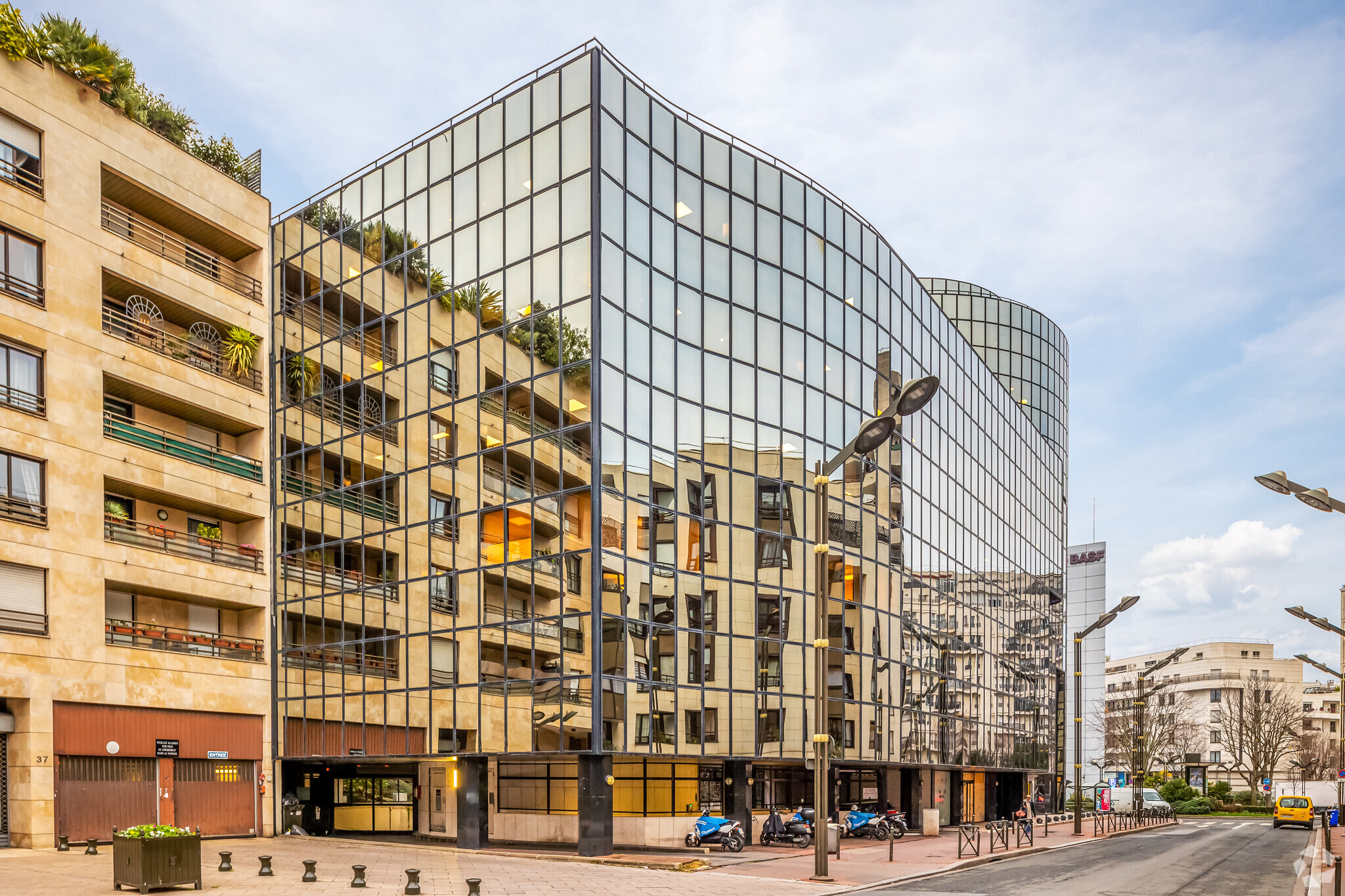 Oficinas en Levallois-Perret en alquiler Foto principal- Imagen 1 de 4