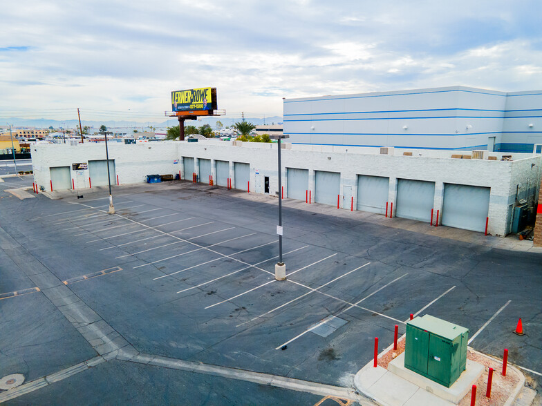 5445 S Decatur Blvd, Las Vegas, NV en venta - Foto del edificio - Imagen 3 de 7