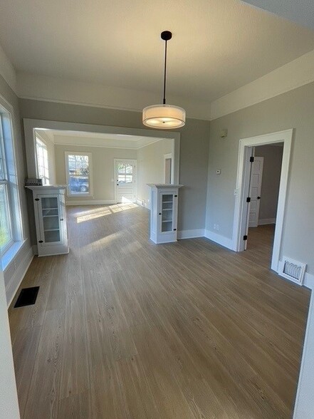 1793 8th Ave, West Linn, OR en alquiler - Foto del edificio - Imagen 2 de 7