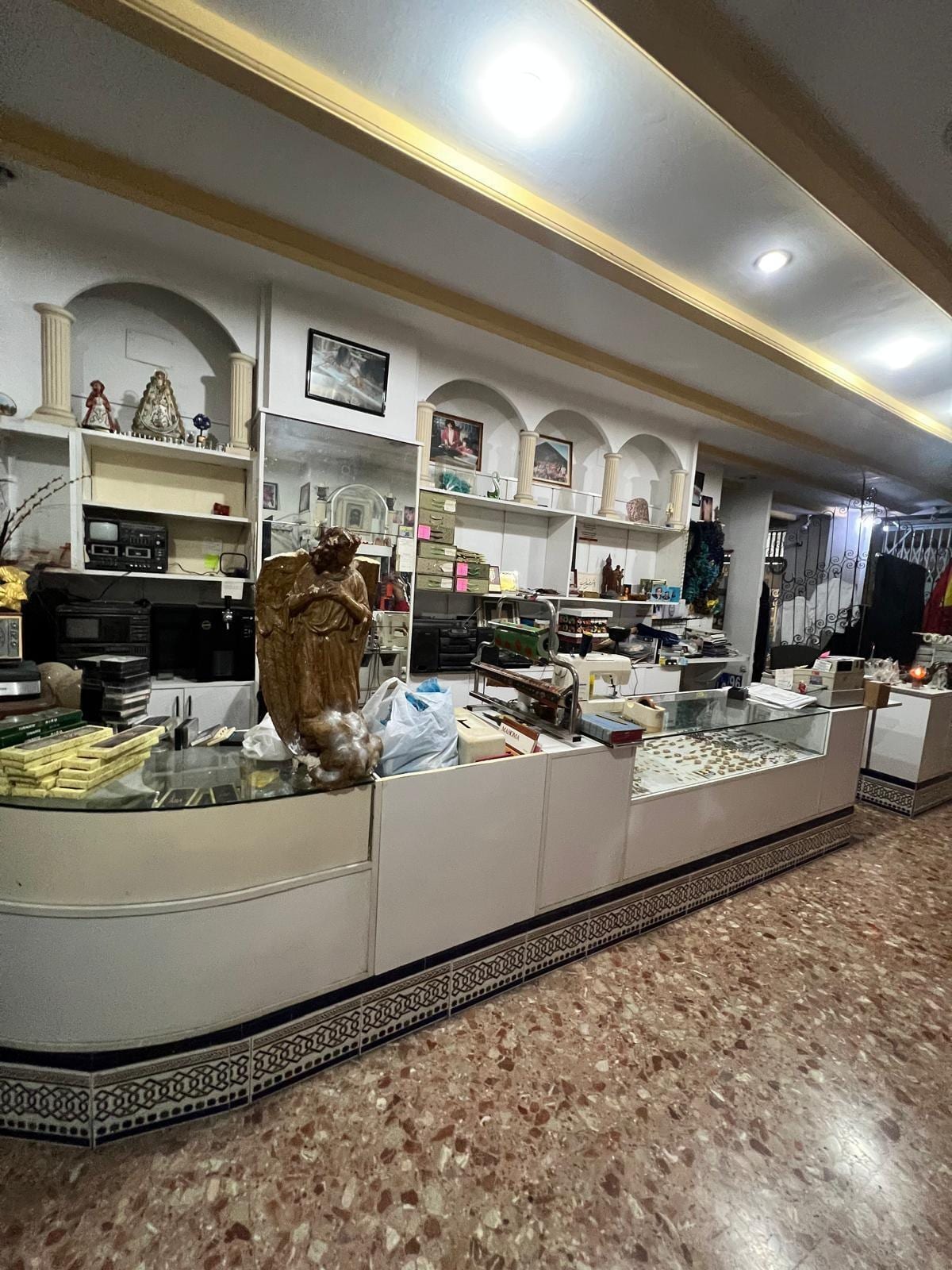 Local en Alicante, Alicante en venta Foto del edificio- Imagen 1 de 14