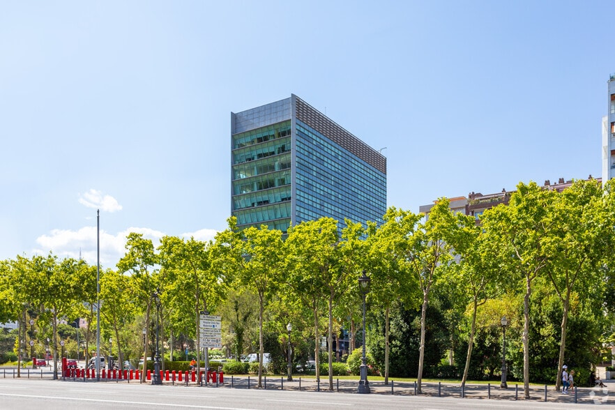 Avinguda Diagonal, 682, Barcelona, Barcelona en alquiler - Foto del edificio - Imagen 3 de 13