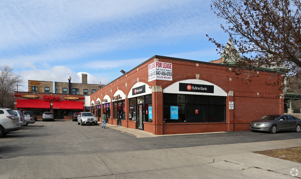 2000-2010 W Montrose Ave, Chicago, IL en alquiler - Foto del edificio - Imagen 1 de 7