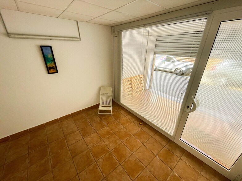 Edificio residencial en Els Hostalets de Pierola, Barcelona en venta - Foto del interior - Imagen 3 de 6