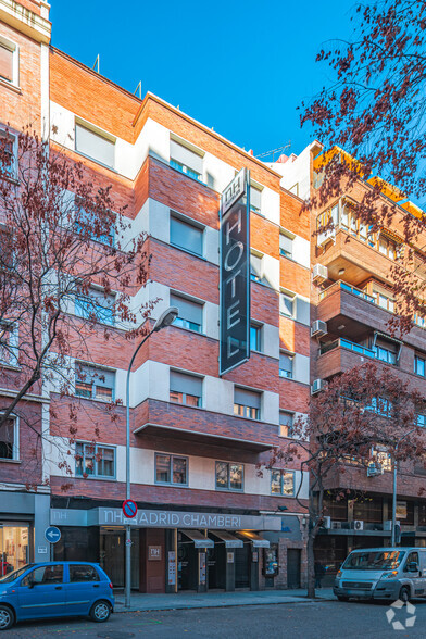 Calle De Bretón De Los Herreros, 29, Madrid, Madrid en alquiler - Foto del edificio - Imagen 1 de 1