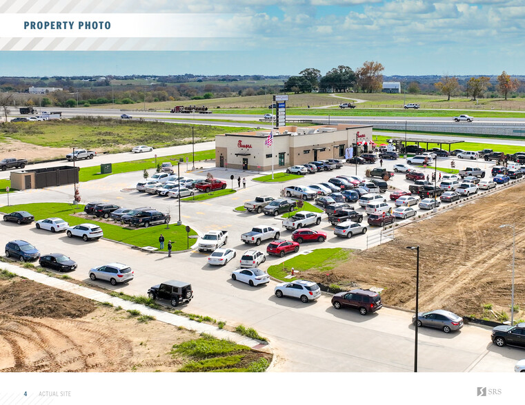 1161 Highway 290 E, Brenham, TX en venta - Foto del edificio - Imagen 3 de 9