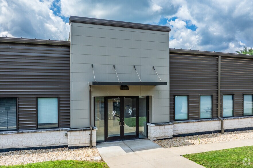 200 Business Center Dr, Pittsburgh, PA en venta - Foto del edificio - Imagen 3 de 28