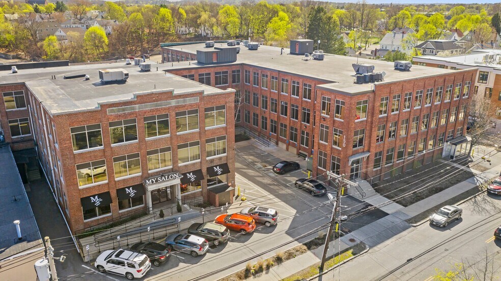 150-154 California St, Newton, MA en alquiler - Foto del edificio - Imagen 2 de 3